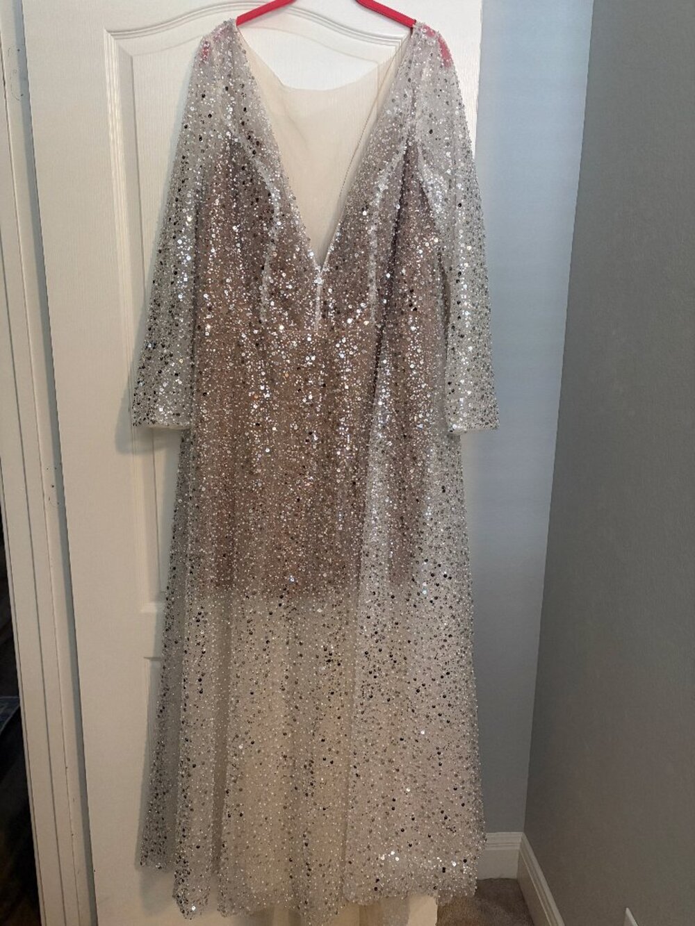 Missacc Wedding Dress Size 22W NWT Pearl Sequin Long Sleeve Open Back